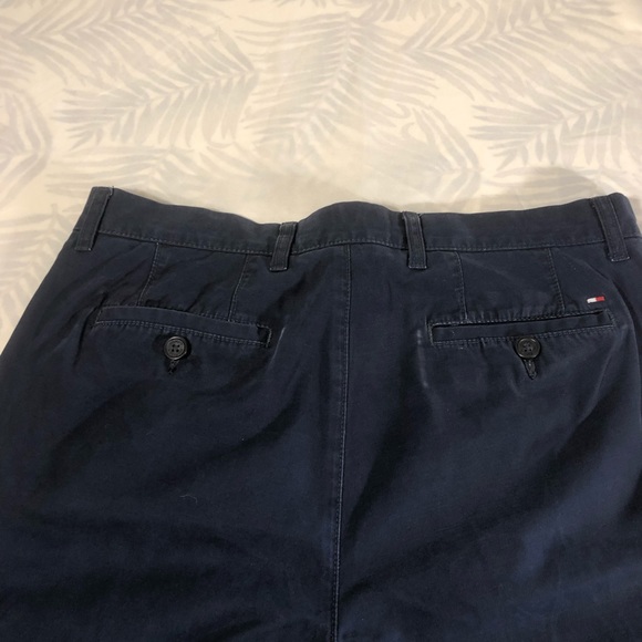 Tommy Hilfiger classic fit navy pant 34 x 32 - Picture 2 of 6